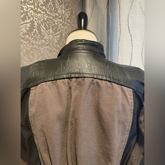 GRACIA Motto Jacket - Picture 8 of 10